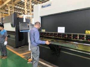 Iran Client Testing Machine v naši tovarni 3